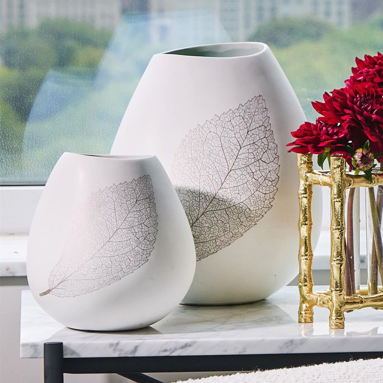 Bulb Shaped Vase Set of 2
